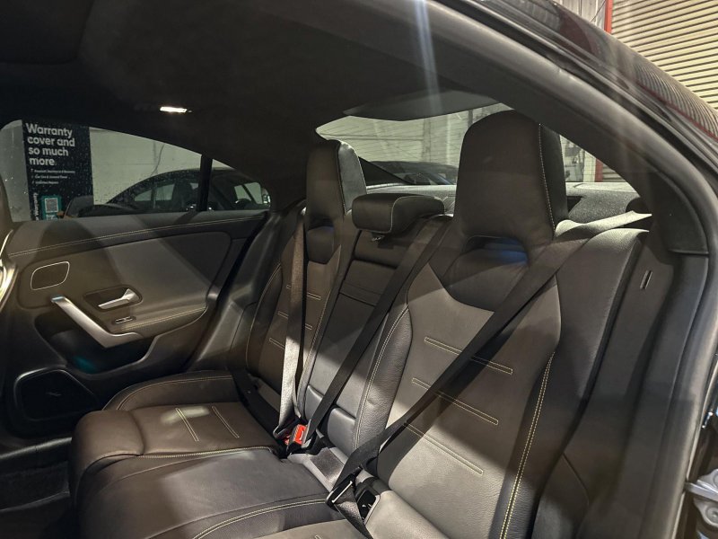 MERCEDES-BENZ CLA