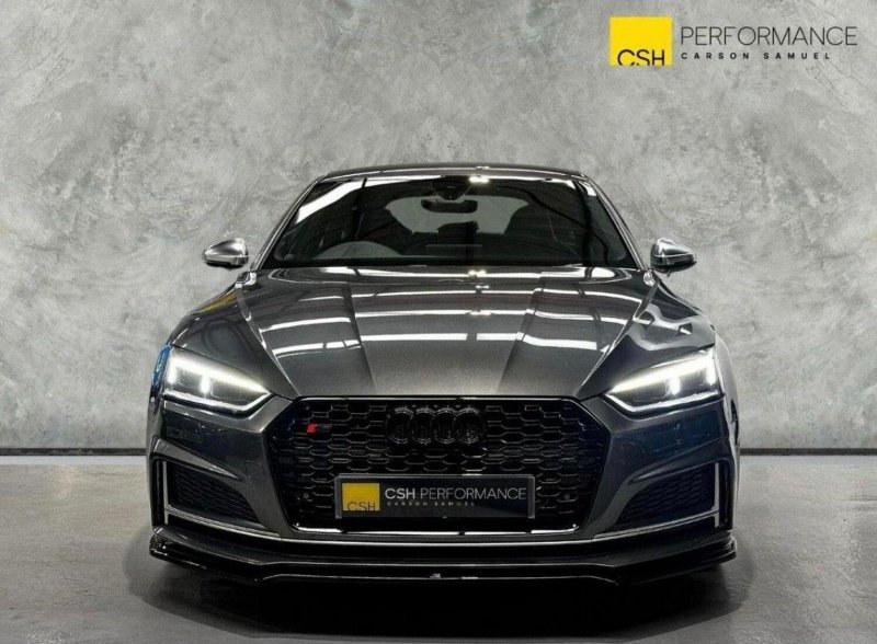 AUDI S5