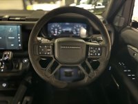LAND ROVER DEFENDER 110