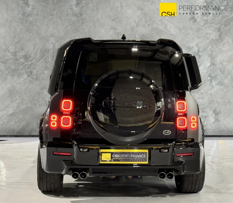 LAND ROVER DEFENDER 110