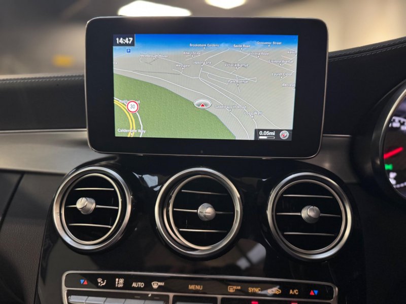 MERCEDES-BENZ C CLASS