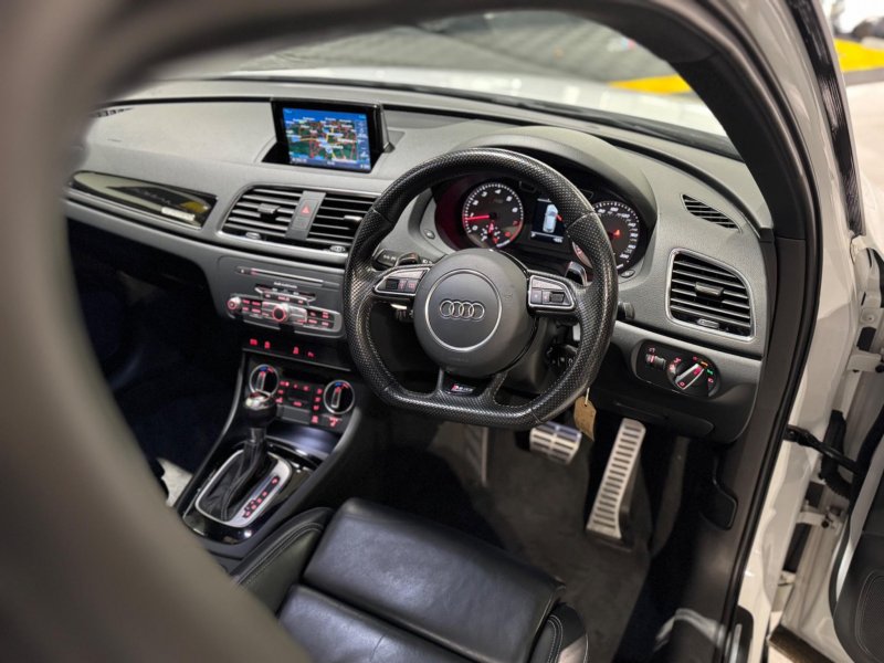 AUDI RS Q3