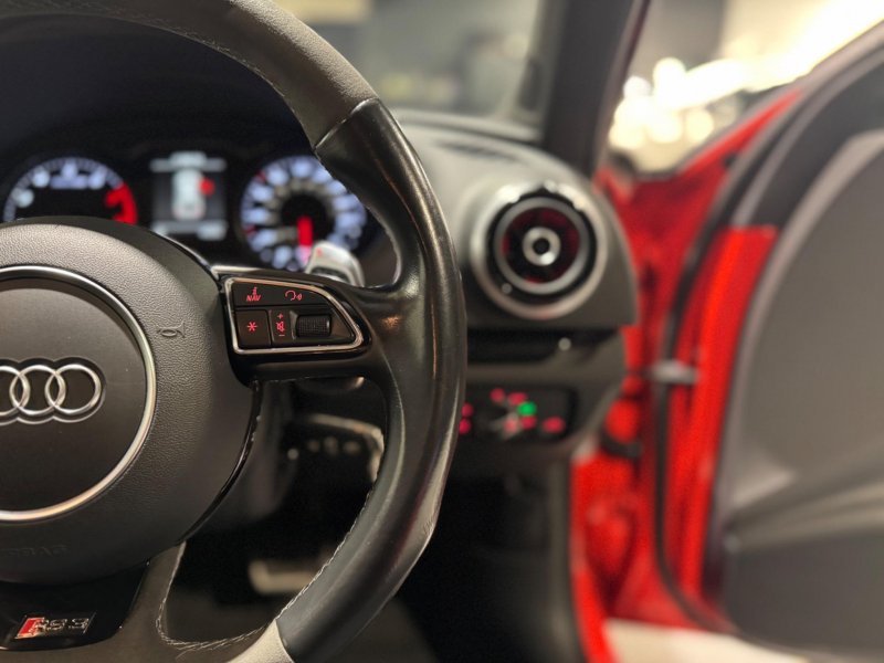 AUDI RS3