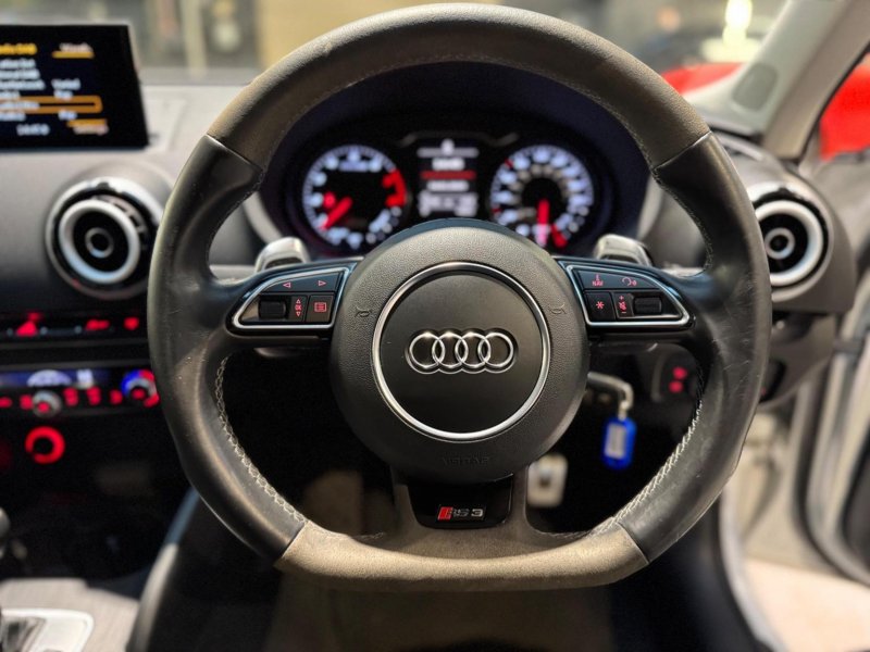 AUDI RS3