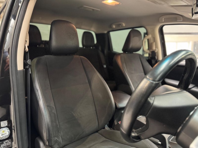 MERCEDES-BENZ X CLASS