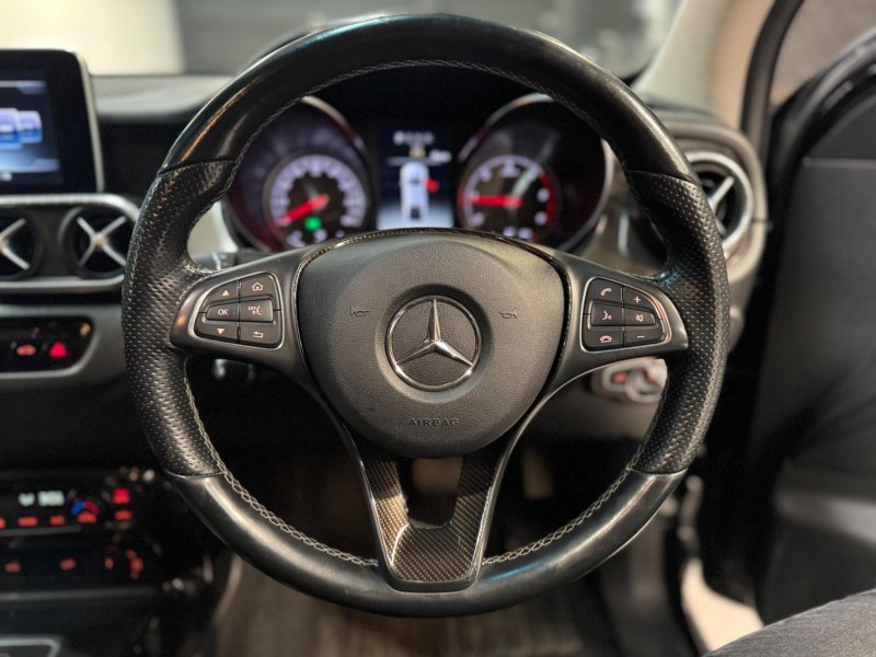 MERCEDES-BENZ X CLASS