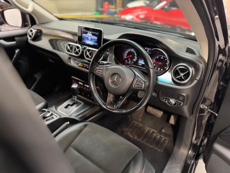 MERCEDES-BENZ X CLASS