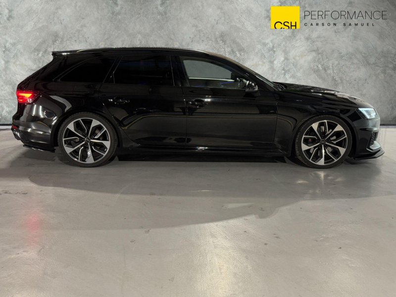AUDI RS4