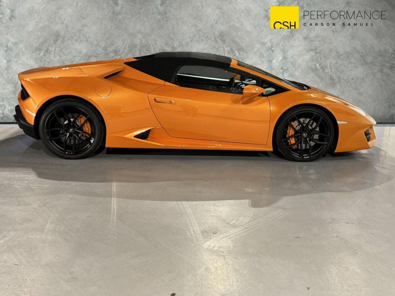 LAMBORGHINI HURACAN