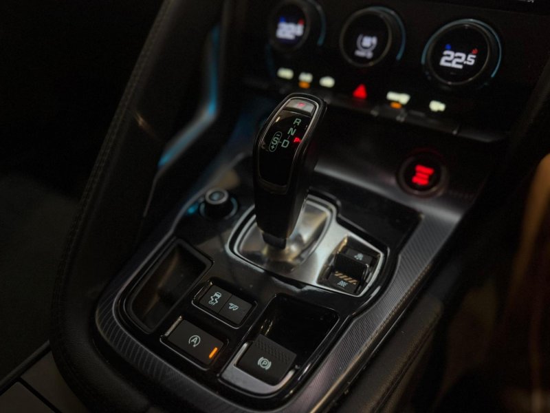 JAGUAR F-TYPE