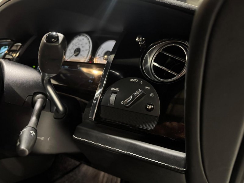 ROLLS-ROYCE WRAITH