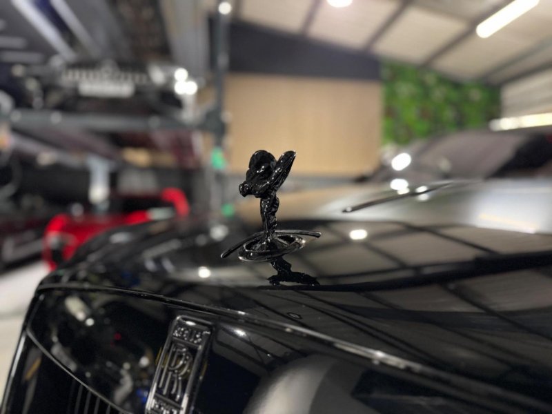 ROLLS-ROYCE WRAITH