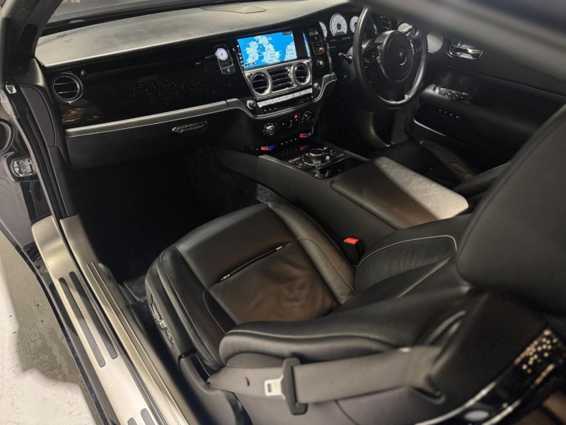 ROLLS-ROYCE WRAITH