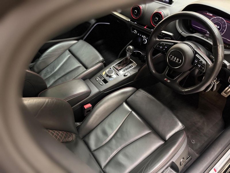 AUDI S3