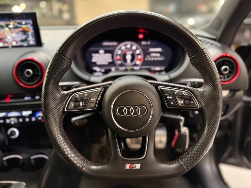 AUDI S3