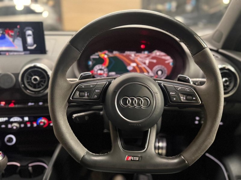 AUDI RS3