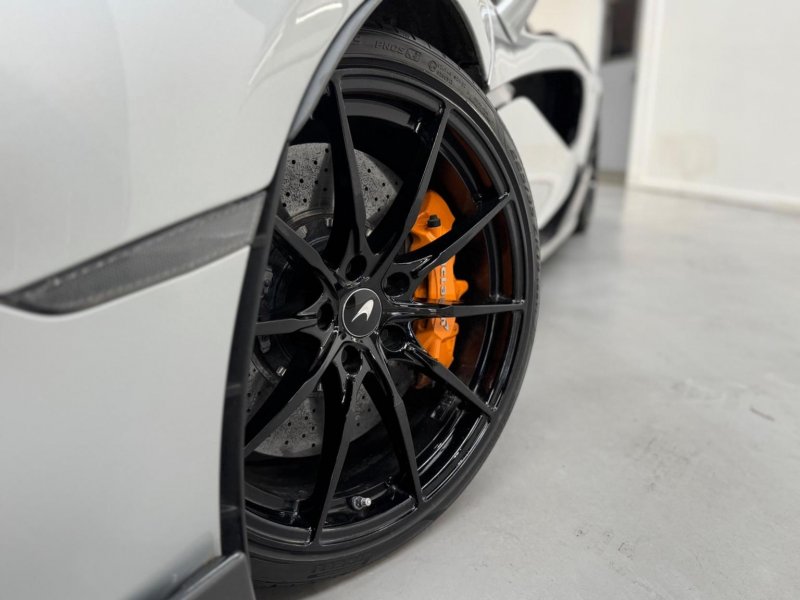 MCLAREN 600LT