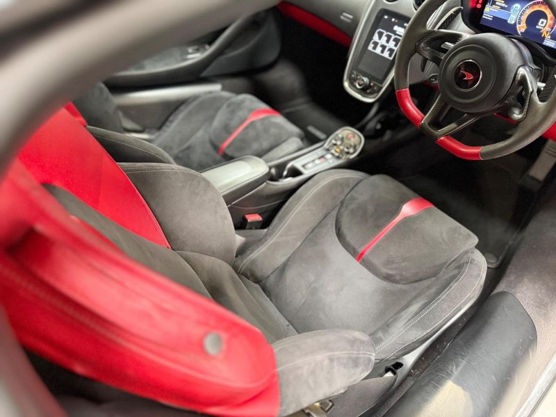 MCLAREN 570S
