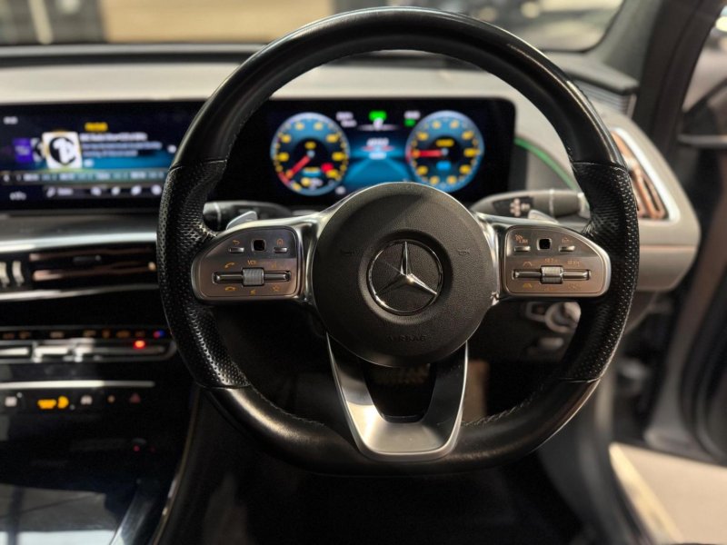 MERCEDES-BENZ EQC