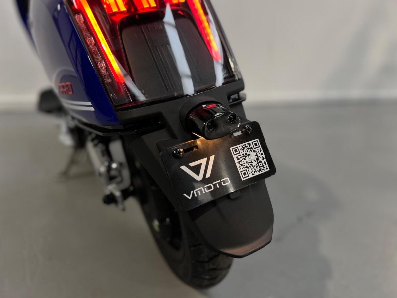 VMOTO SUPER SOCO CUX